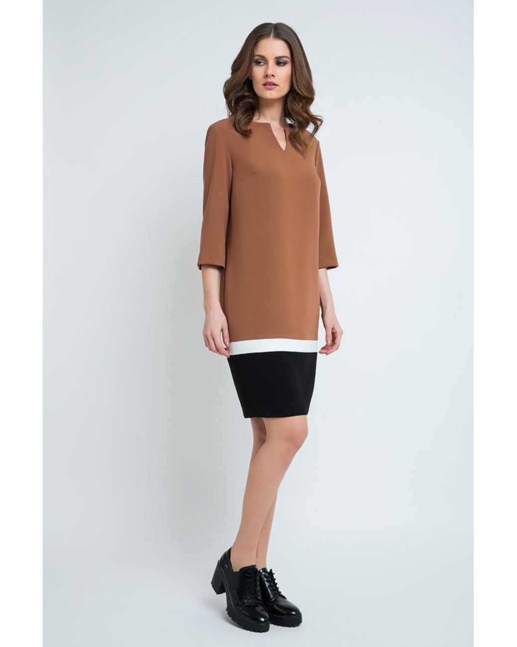 Conquista Brown Colour Block Dress