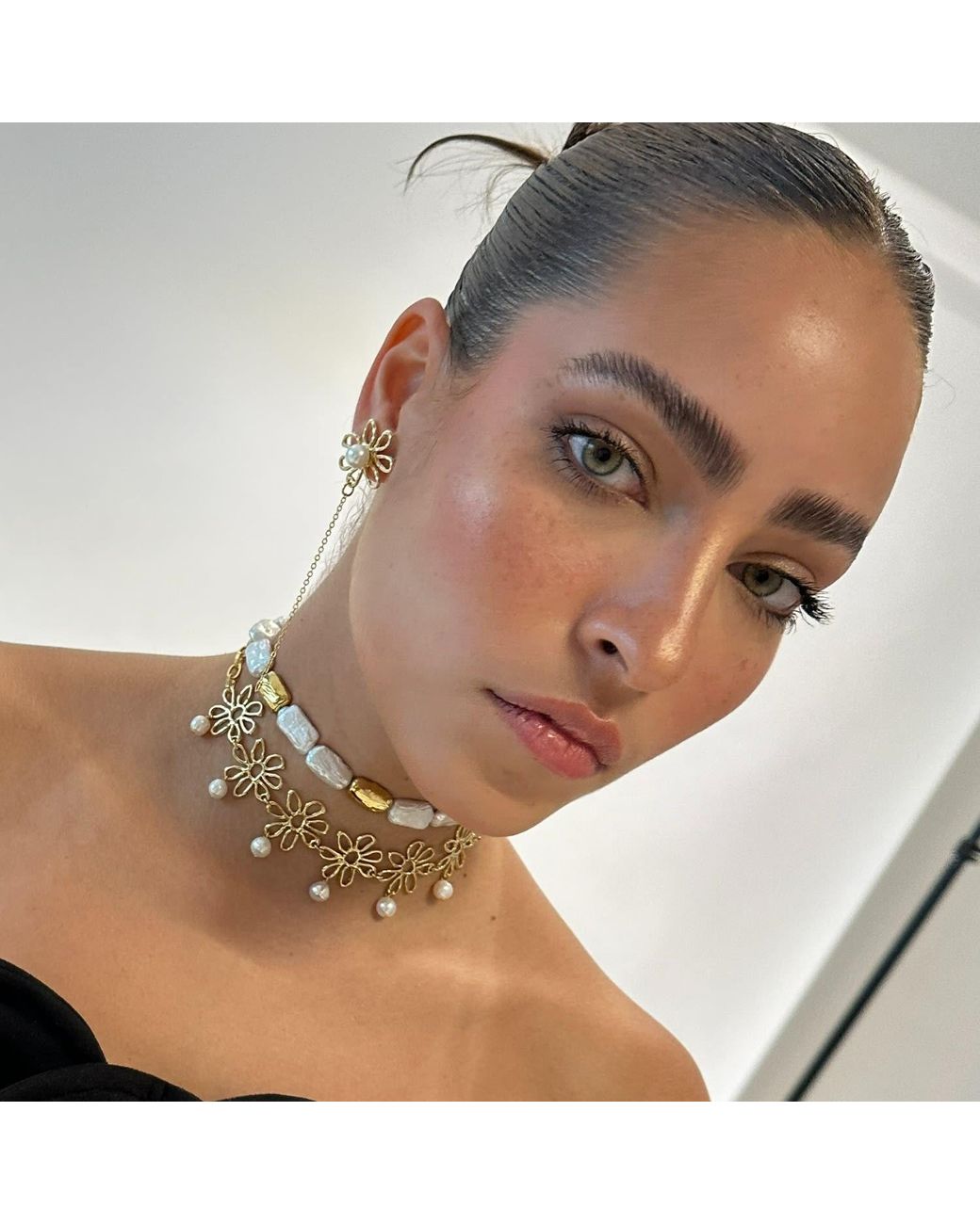 Eyeconic by Samar Ajram Metallic Esme Flower Pearl Necklace