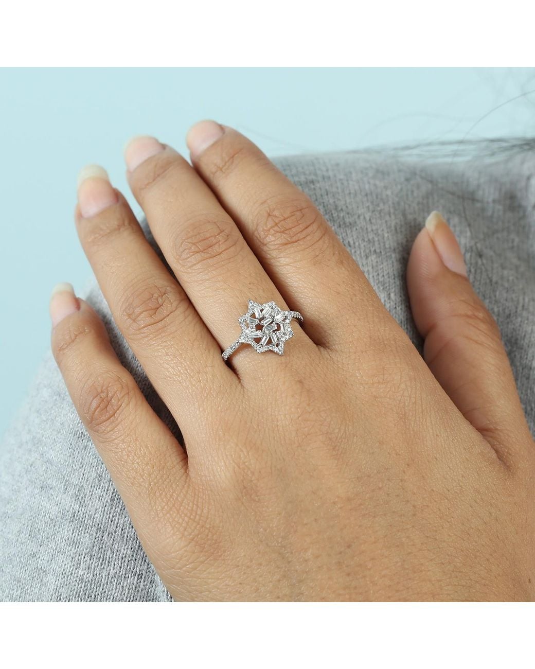 Artisan Metallic Diamond Starburst Cluster Ring