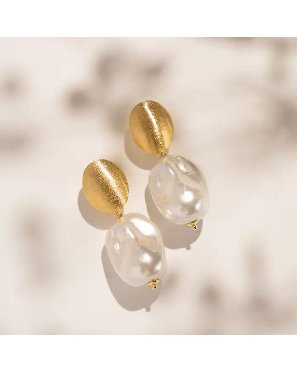 LOTT.gioielli Metallic Pearl Earrings Earth L