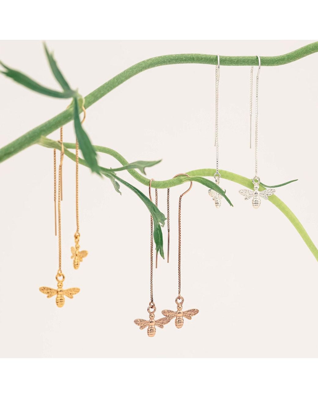 Oana Savu White Sterling Bee Dangle Chain Earrings