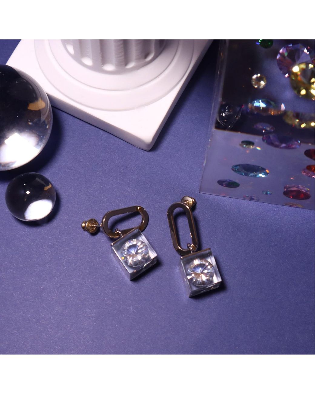 Iostudio Metallic Sparkle Oval Earring