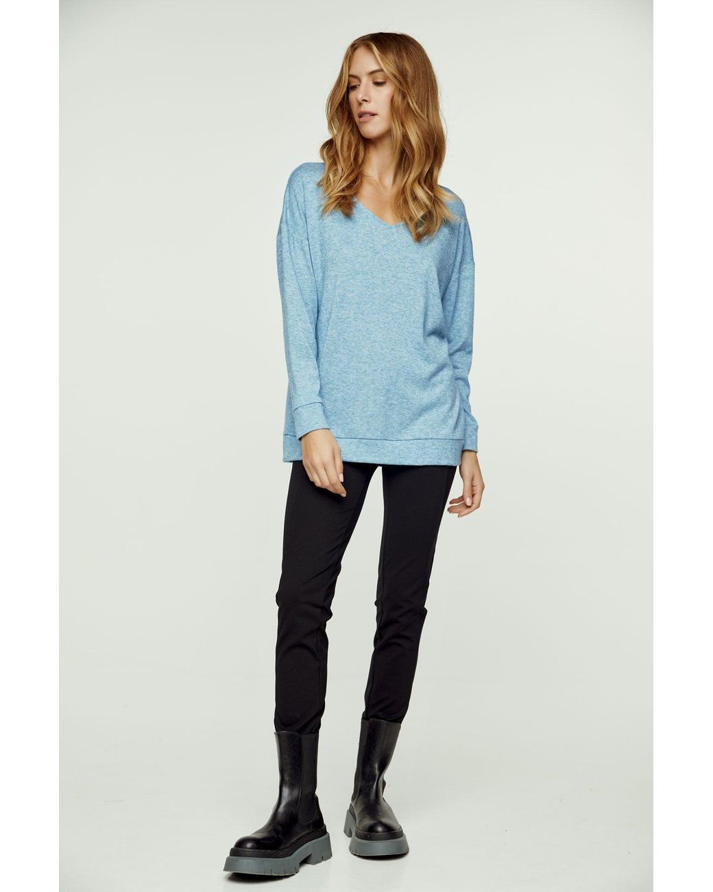 Conquista Blue Light Melange V Neck Knit Top