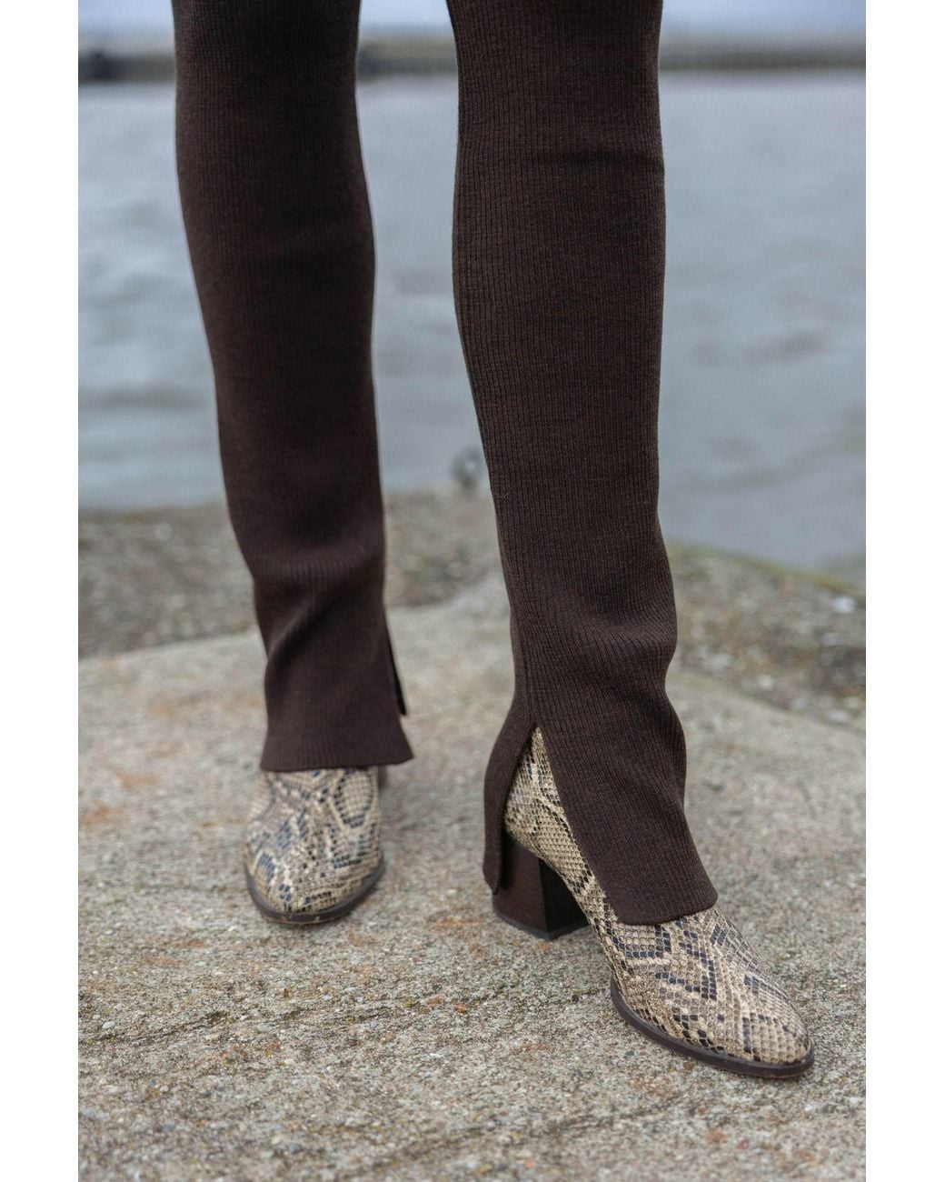 SALANIDA Brown Barra Ribbed 100% Merino Leggings Chocolate