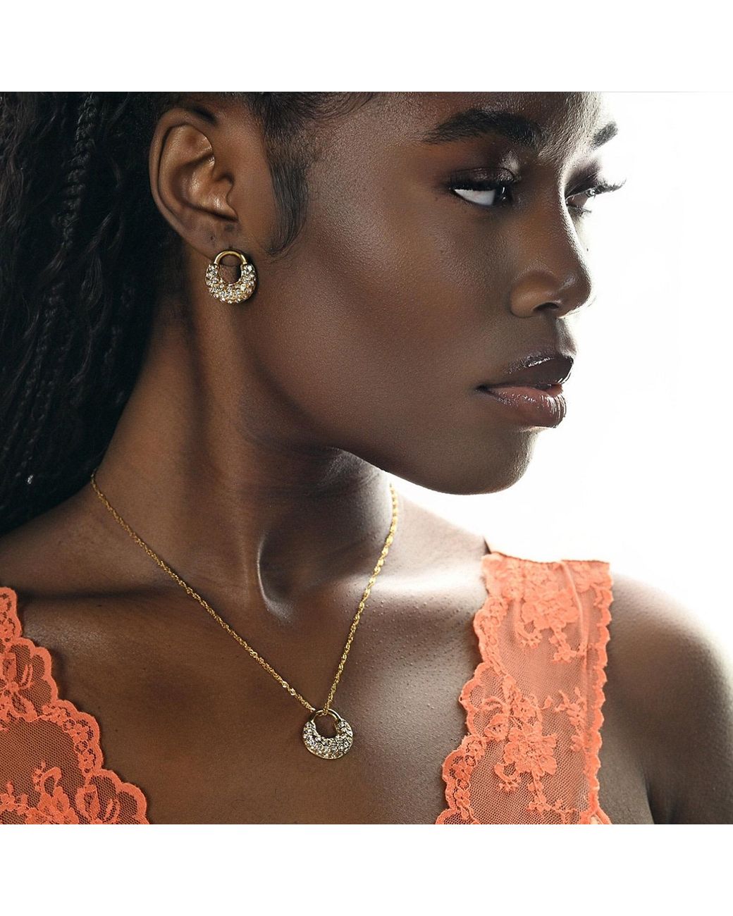 Superdivajewellery Metallic Crystal Basket Earrings