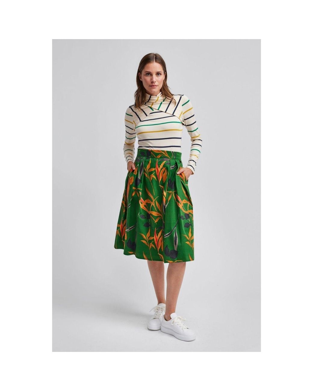 Marianna Déri White Striped Shirt With Twisted Collar