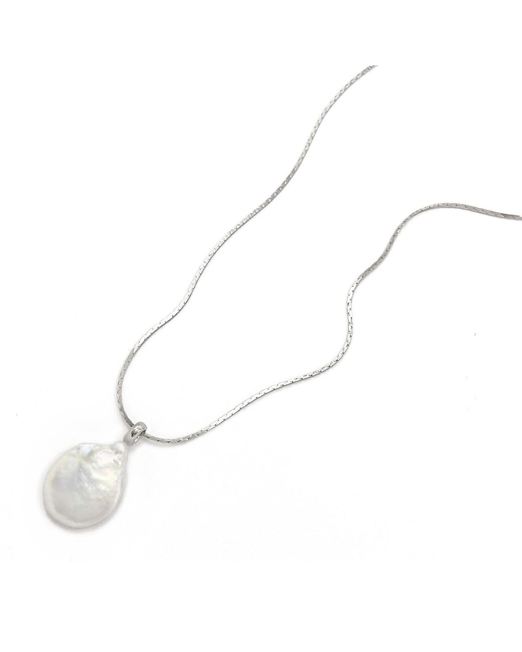 Biko Jewellery White Lustre Pendant