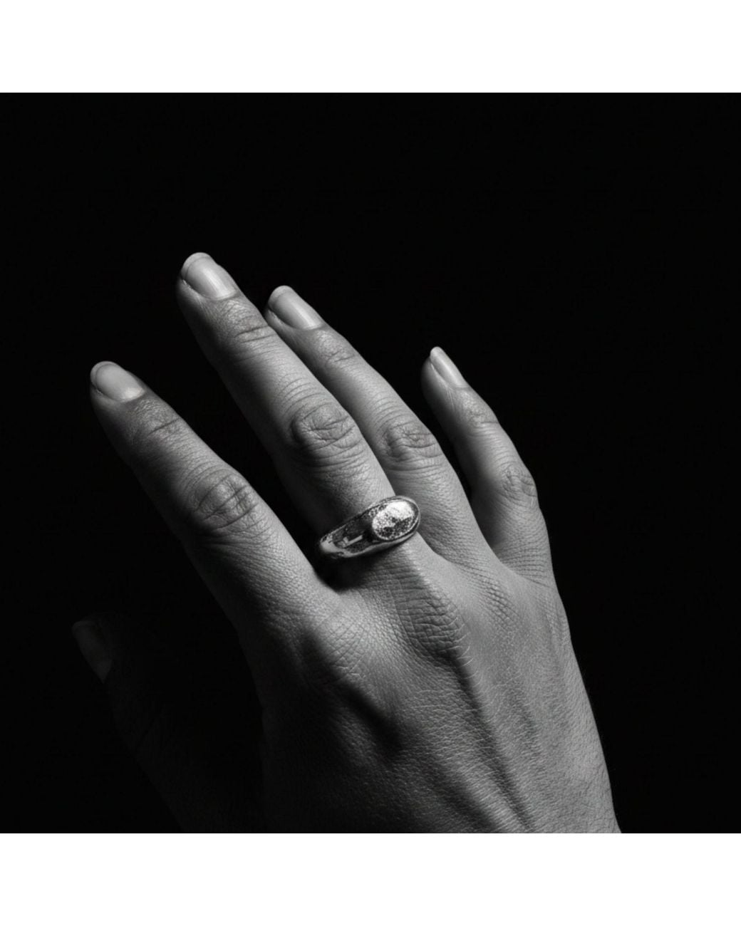 Tg-Jewellery by Tamara Gervasio Metallic Ridge Signet Ring – Recycled Sterling Sand Cast
