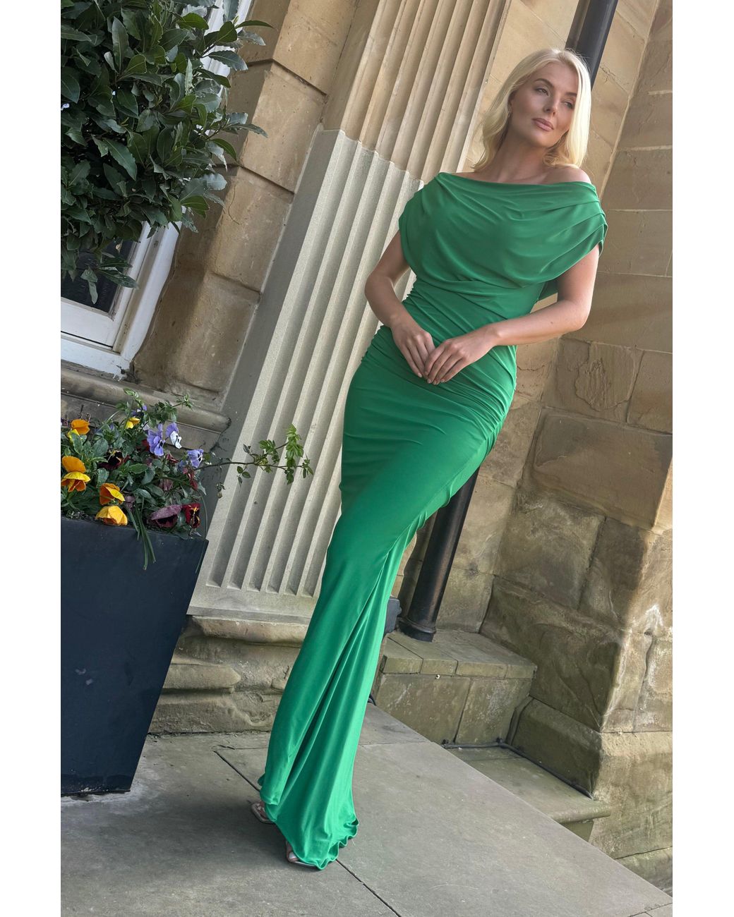 Atom Label Green Platinum Gown