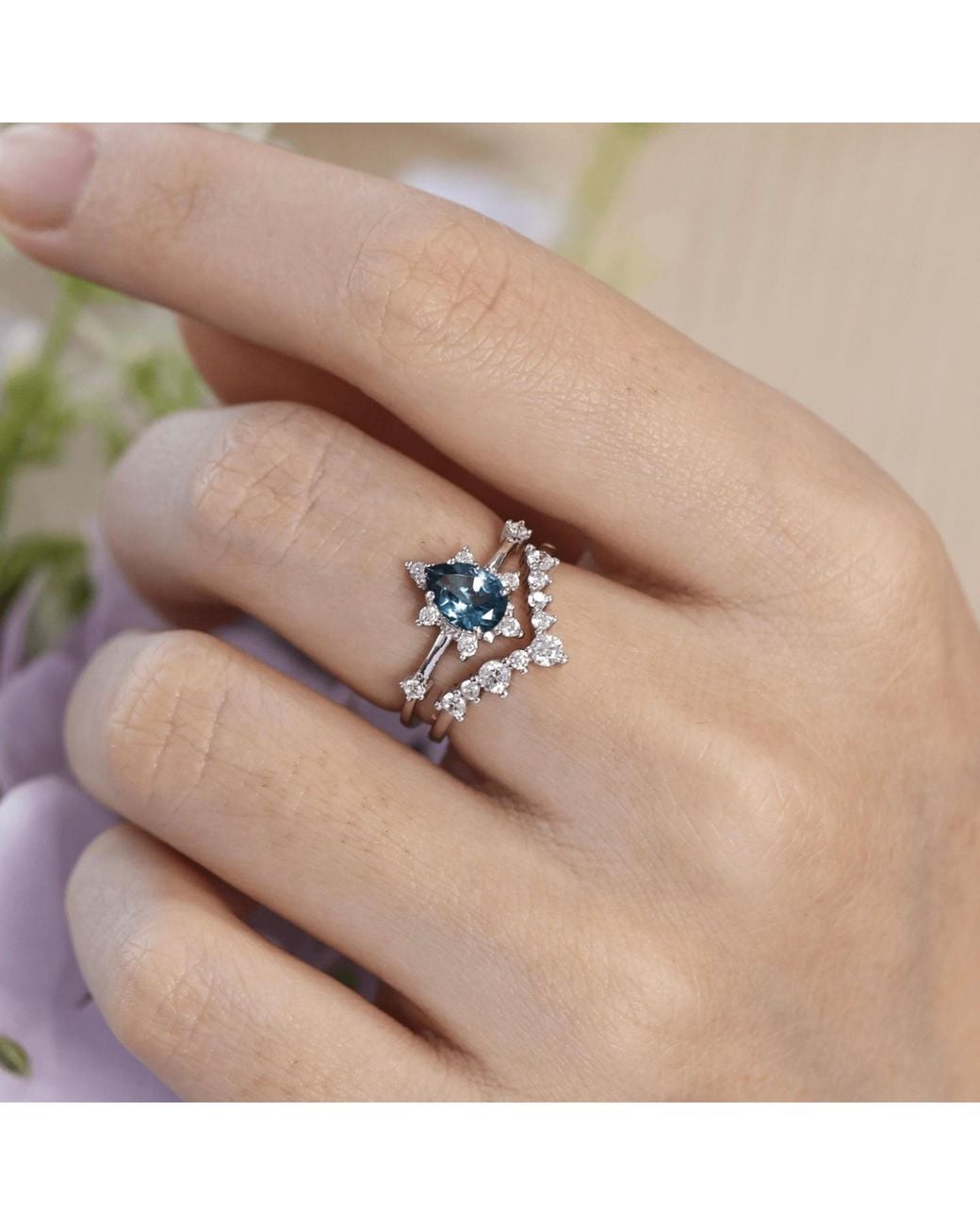 Azura Jewelry New York White Twinkle Band Ring Vermeil