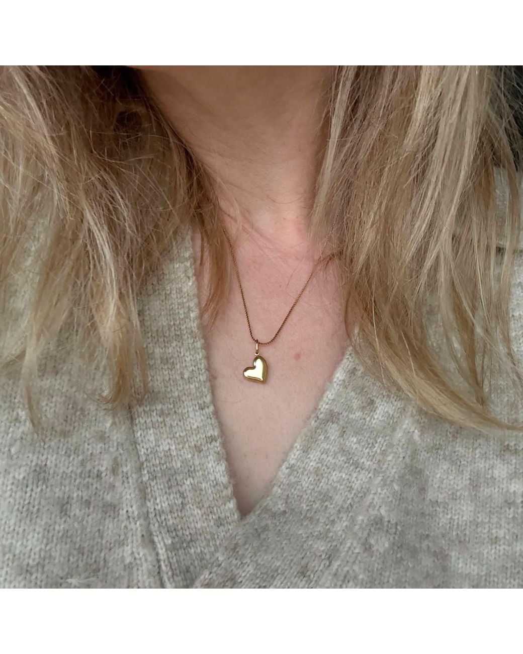 A Weathered Penny Metallic Tiny Heart Necklace