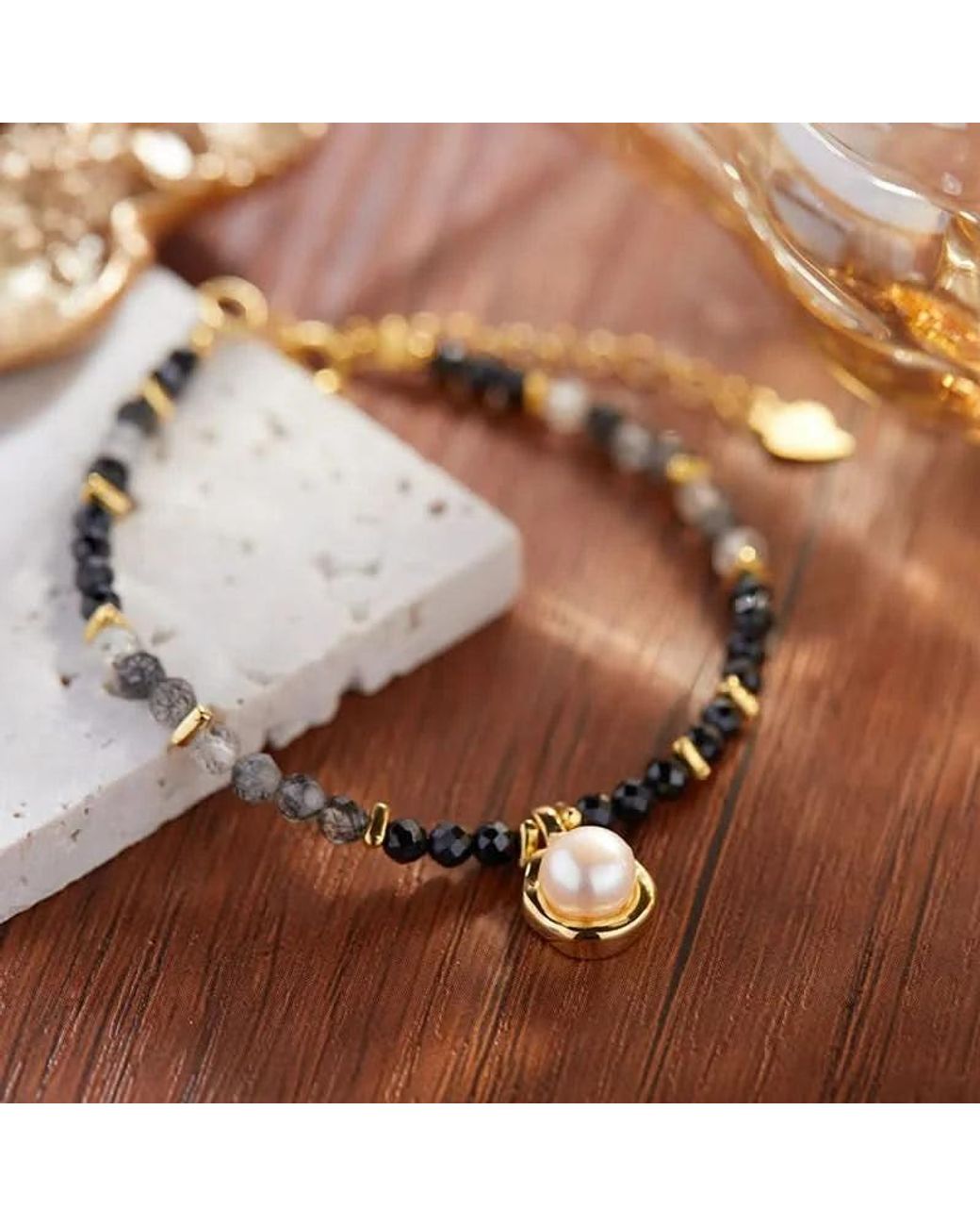 Angel Barocco White Natural Stone Bracelet With Pearl Pendant