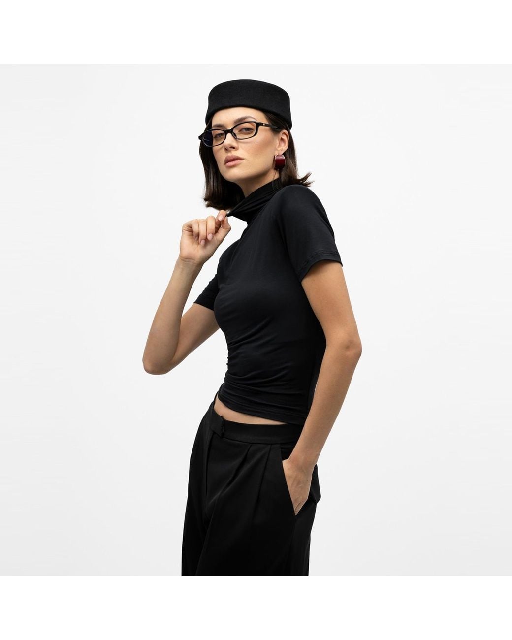 Mandragora Black Turtleneck Ablo