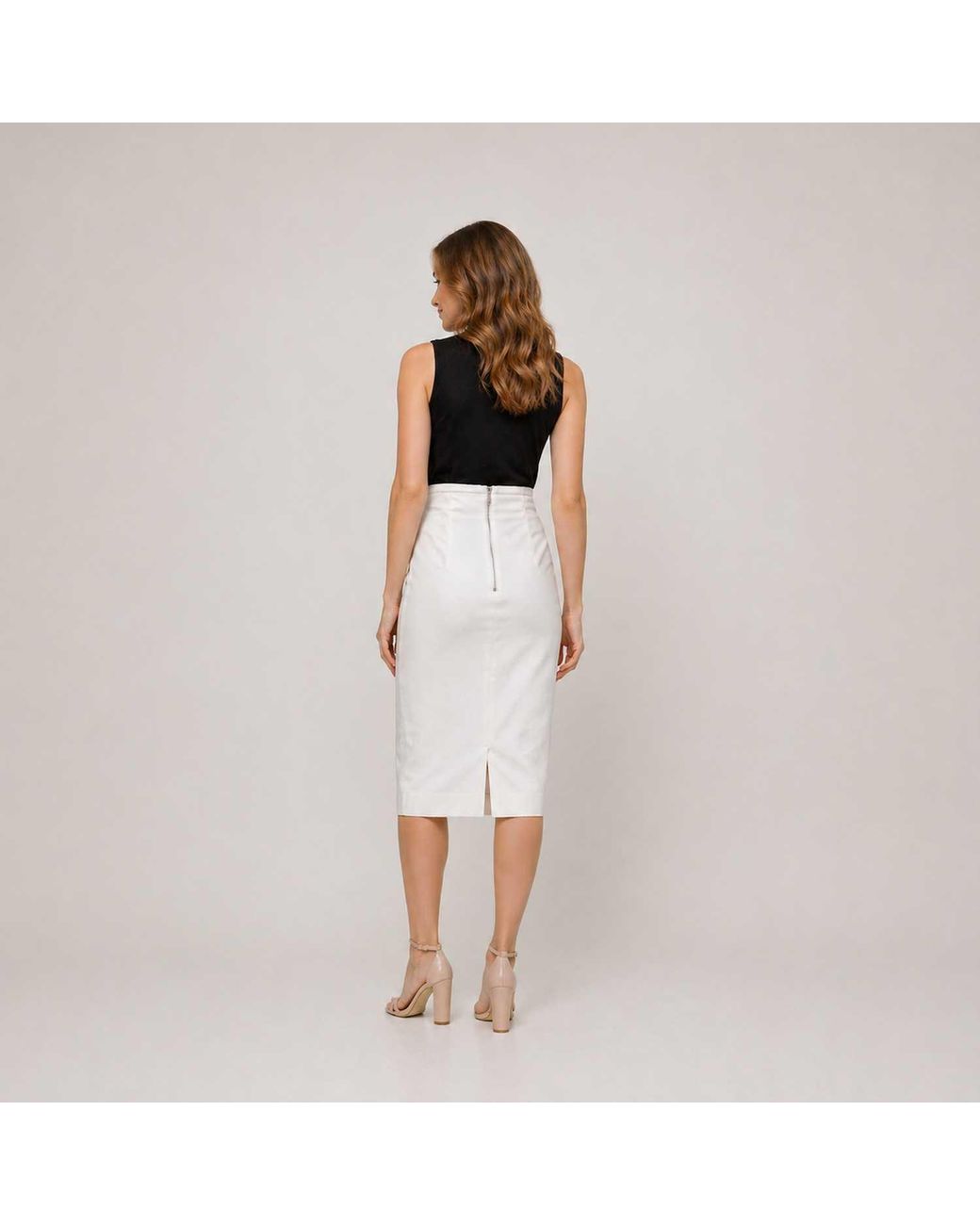 Conquista Gray Neutrals Fitted High-Waisted Pencil Skirt With A Narrow Waistband