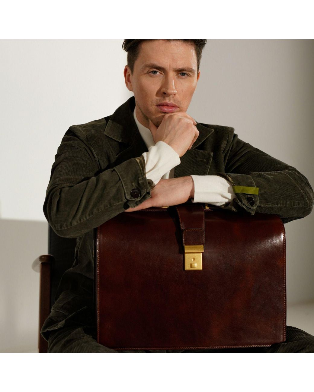 Time Resistance Brown Large Leather Briefcase for men