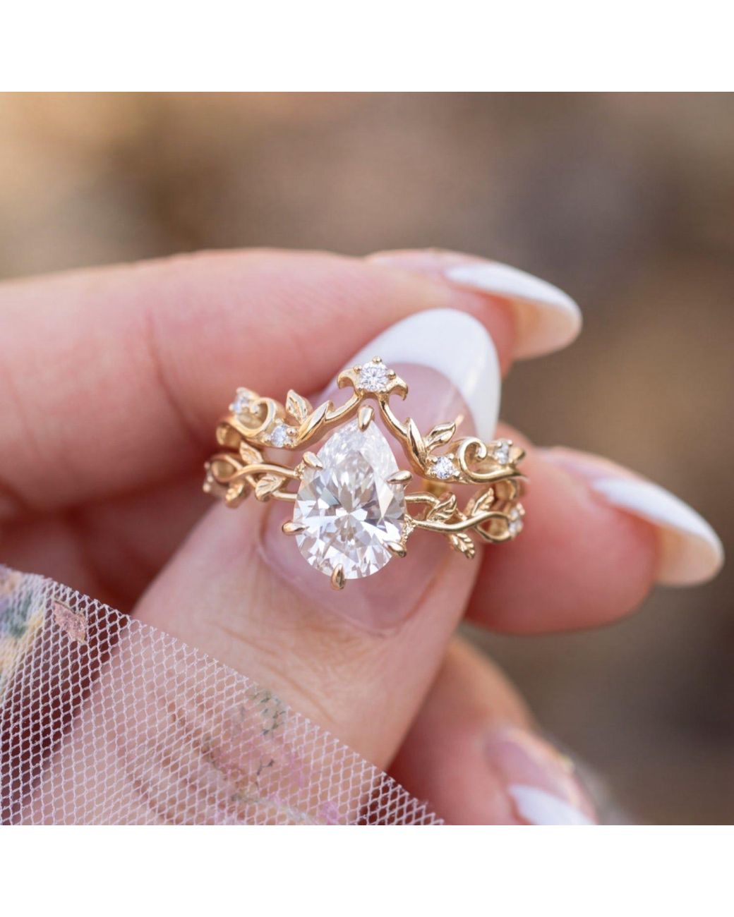Azura Jewelry New York Metallic Petal Waltz Band Vermeil