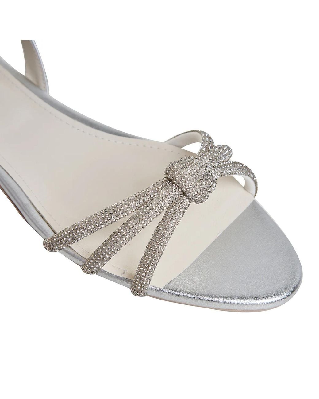 Ginissima White Daisy Sandals, Genuine Leather, Round Toe