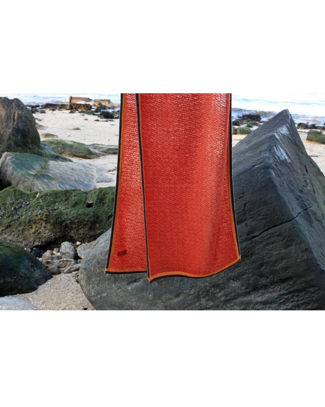 Jessie Zhao New York Red Reversible Knitted Cashmere Scarf