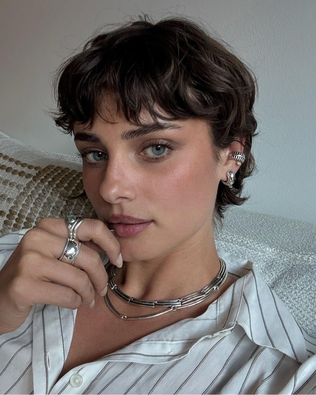 Stone Fruit Metallic Small Disc Hoops
