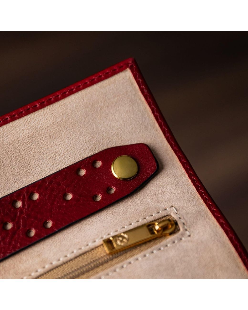Time Resistance Red Leather Jewelry Case
