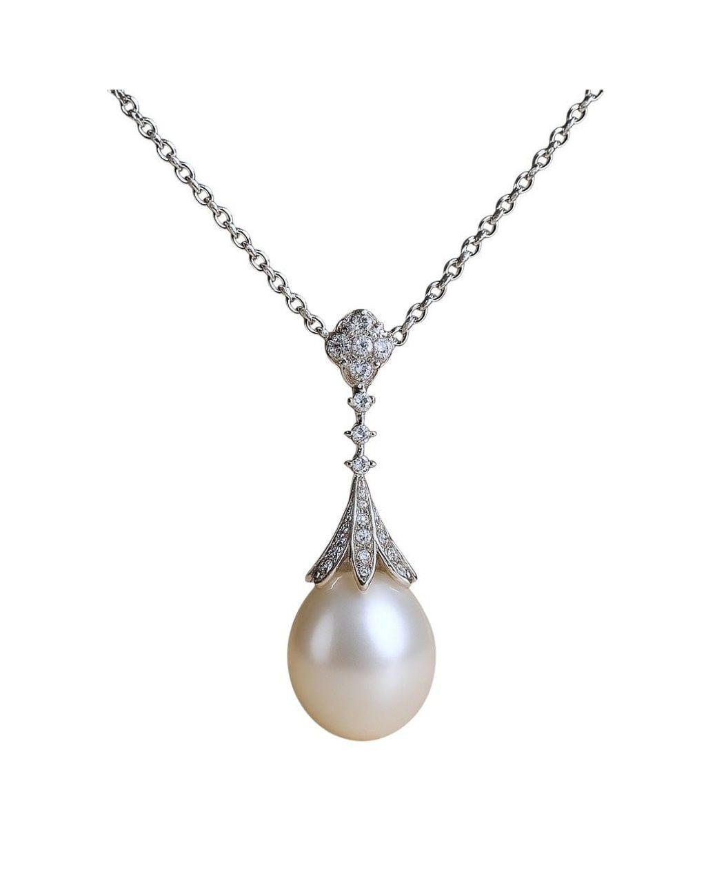 Ninemoo Metallic Fleur De Lumière Pearl Pendant Necklace