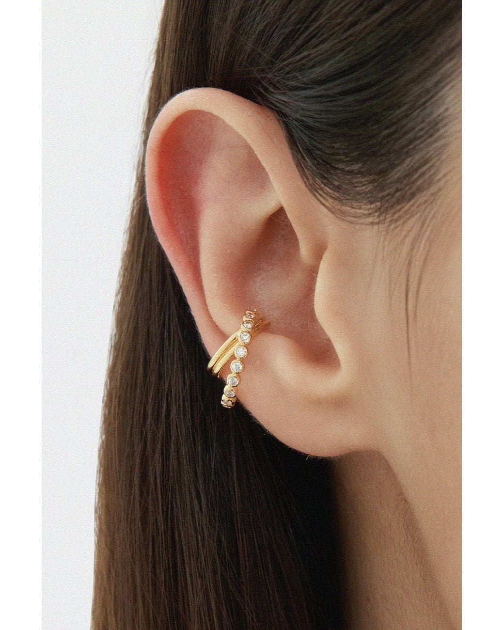 Vanhi Metallic Vina Crystal Bezel Ear Cuff