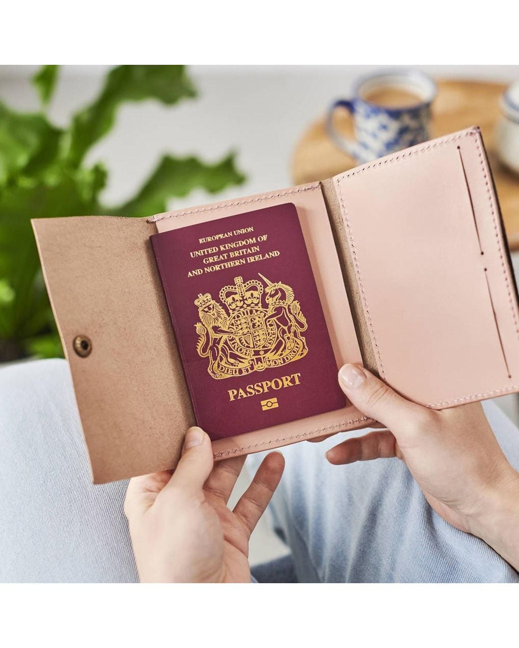 VIDA VIDA Brown Vida Blush Leather Travel Set