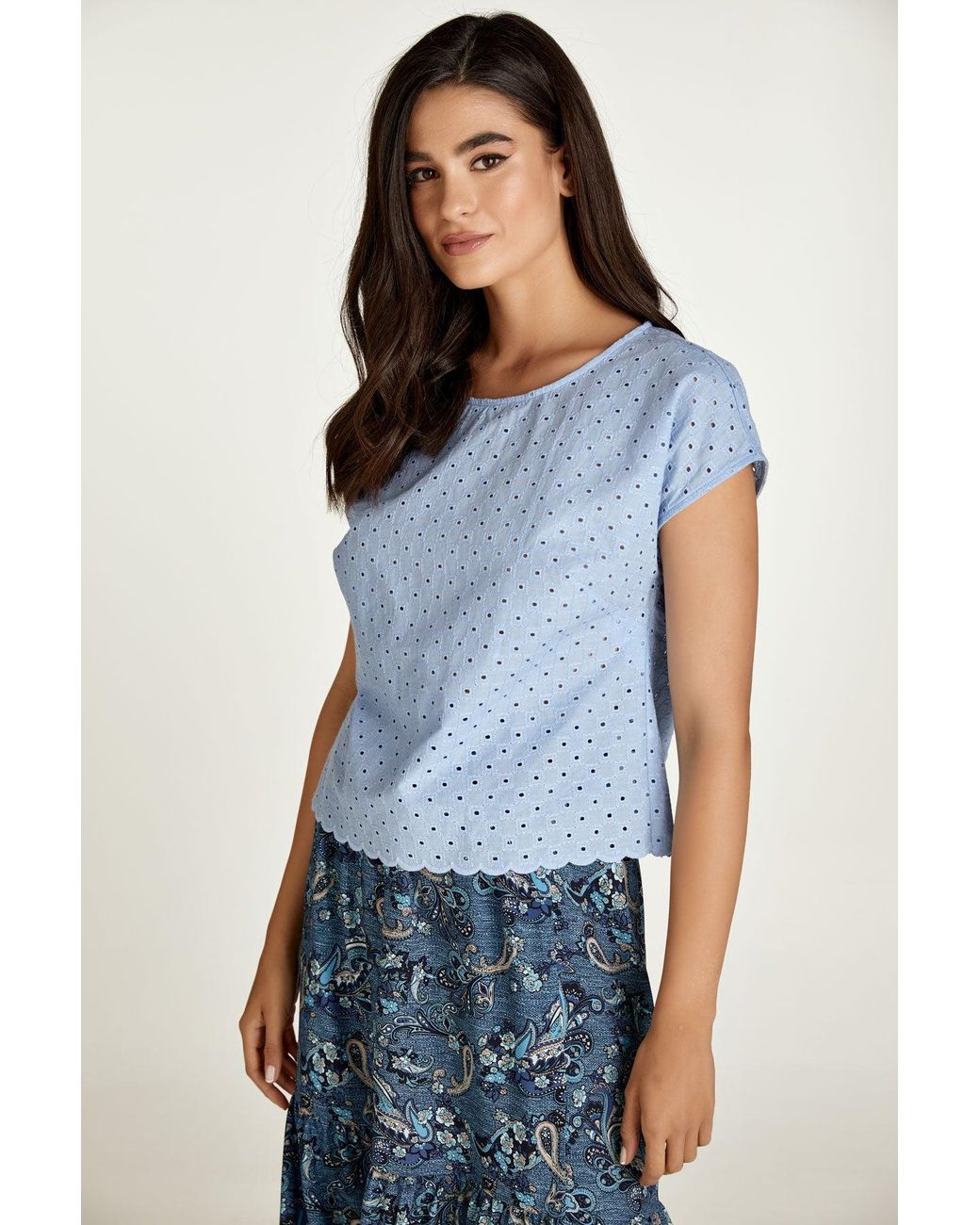 Conquista Blue Sky Sleeveless Embroidered Top