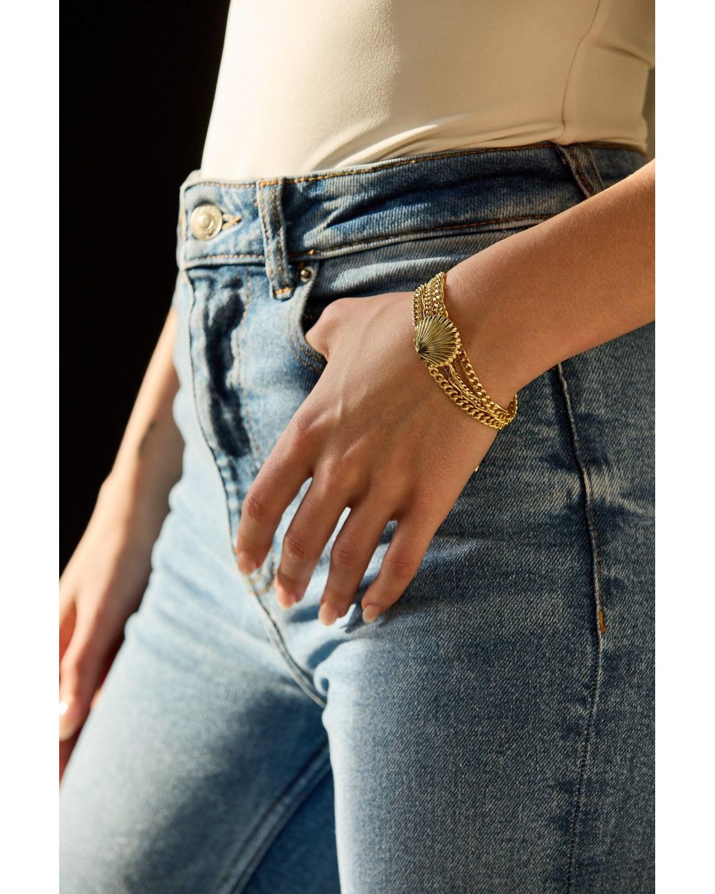Adriana Pappas Designs Metallic Scallop Shell Bracelet