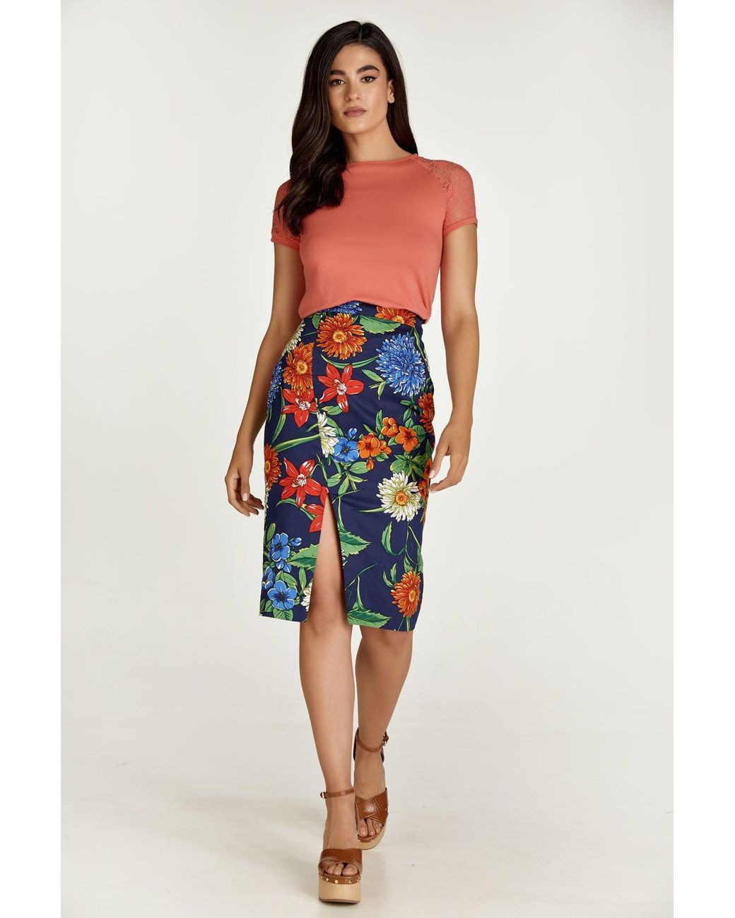 Conquista Pink Coral Top With Short Lace Sleeves