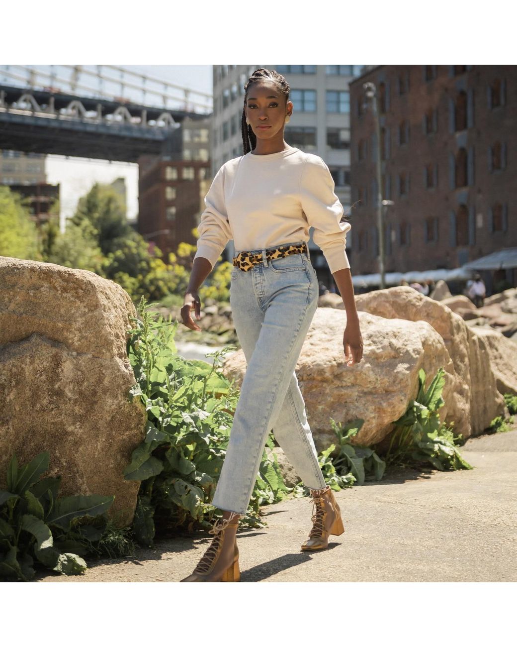 BeltBe Brown Half Moon Buckle Belt