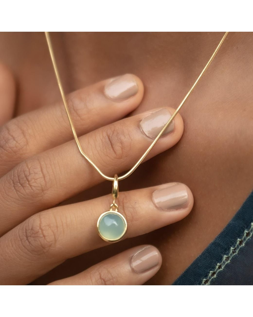 Lily Charmed Metallic Plated Agate Healing Stone Necklace With Round Snake Chain