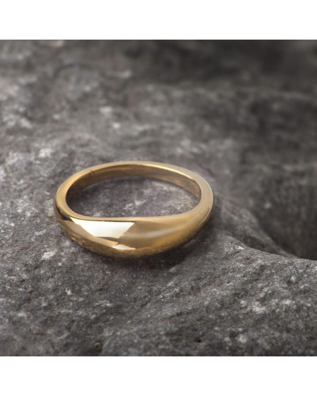 The Jewellery Store London Metallic Plain Dome Signet Ring