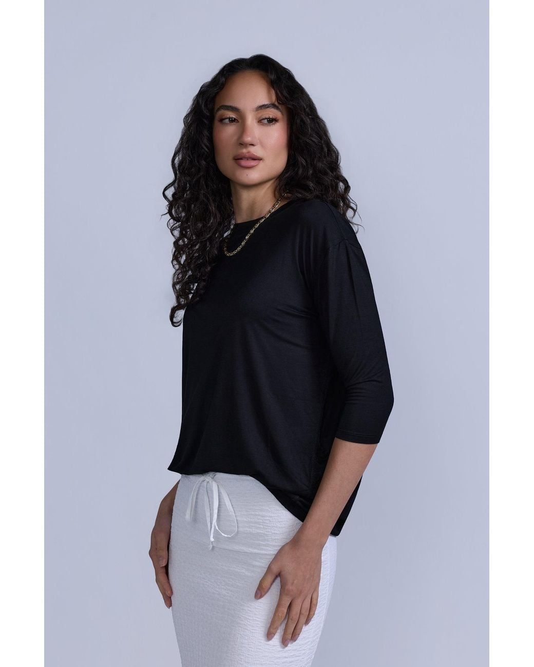 Rave on Trend Black Everyday Tee