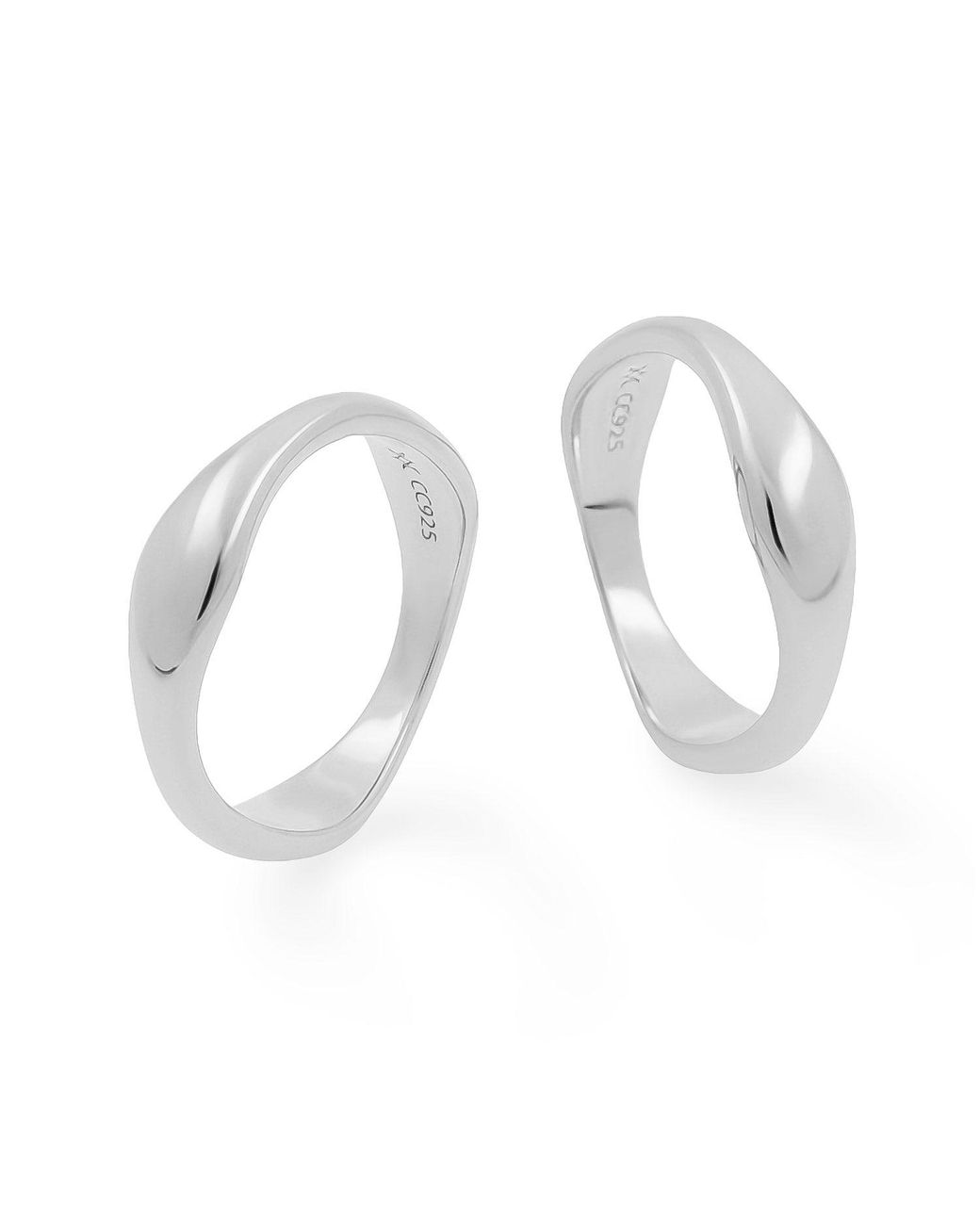 Cote Cache Metallic Symmetry Stackable Wave Ring Set