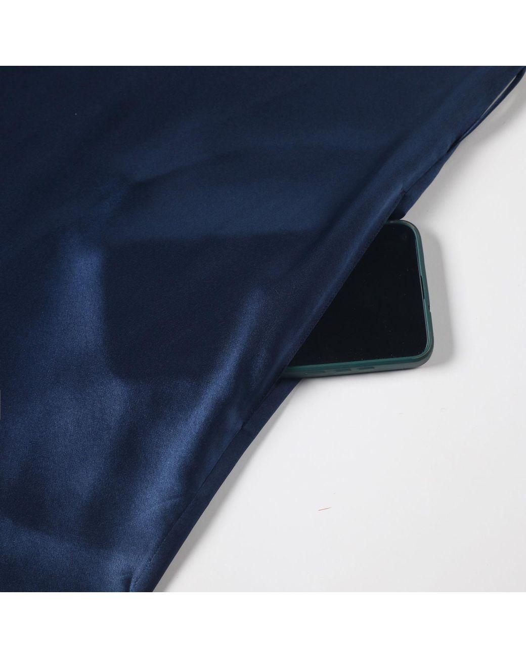 Soft Strokes Silk Blue Pasithea