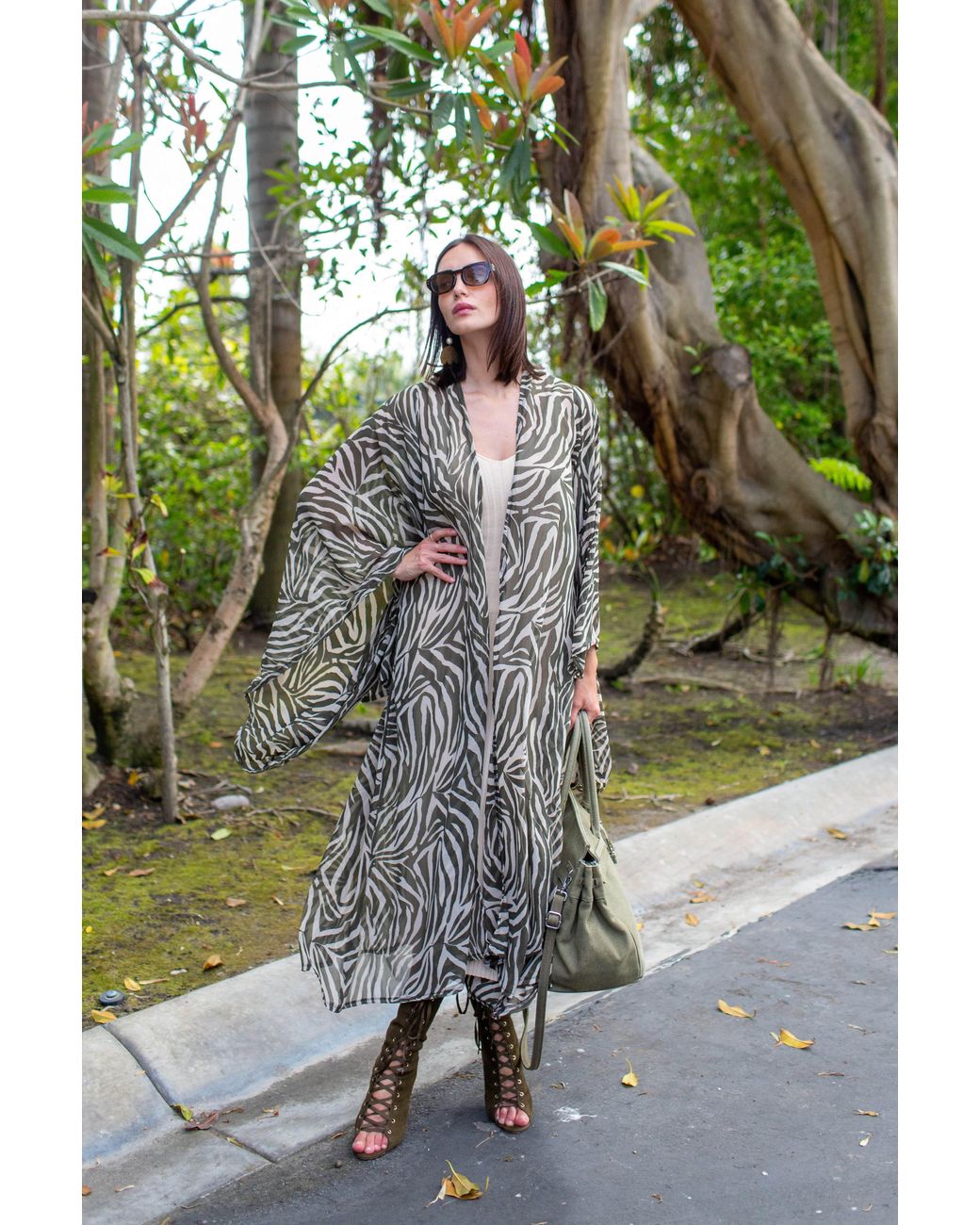 Jennafer Grace Metallic Zanzibar Kimono