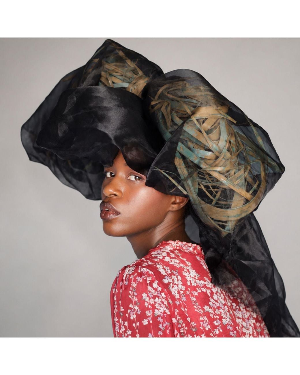 Miro Misljen Black Nocturne Sculptural Veil Headpiece