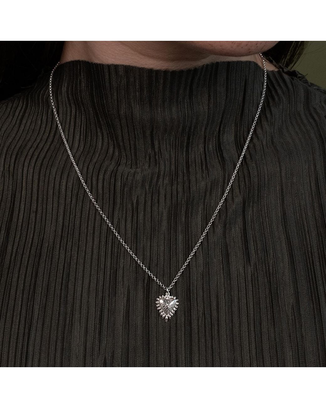 Zoe & Morgan Metallic Mini Heart Rays Necklace