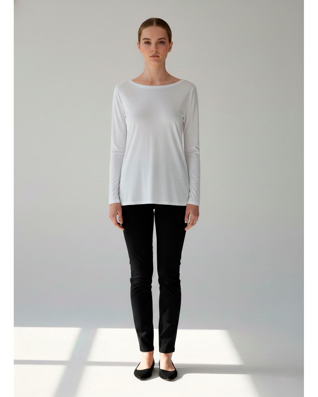 Conquista White Classic Scoop-Neck Long-Sleeve Tunic