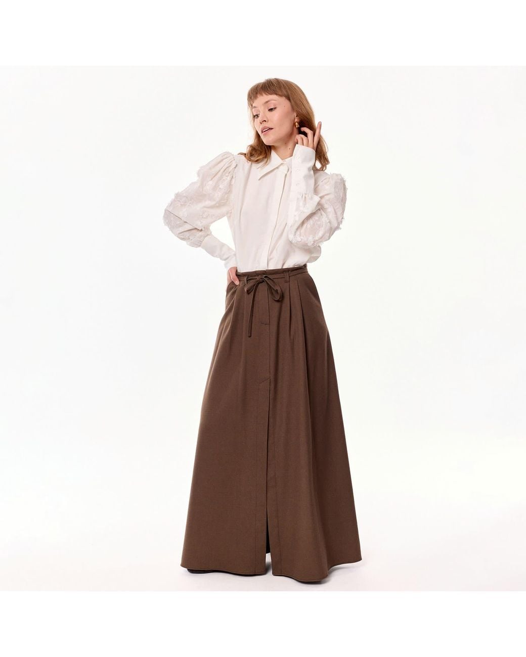 Mandragora White Cotton Ecru Shirt With Embroidered Sleeves – Madden