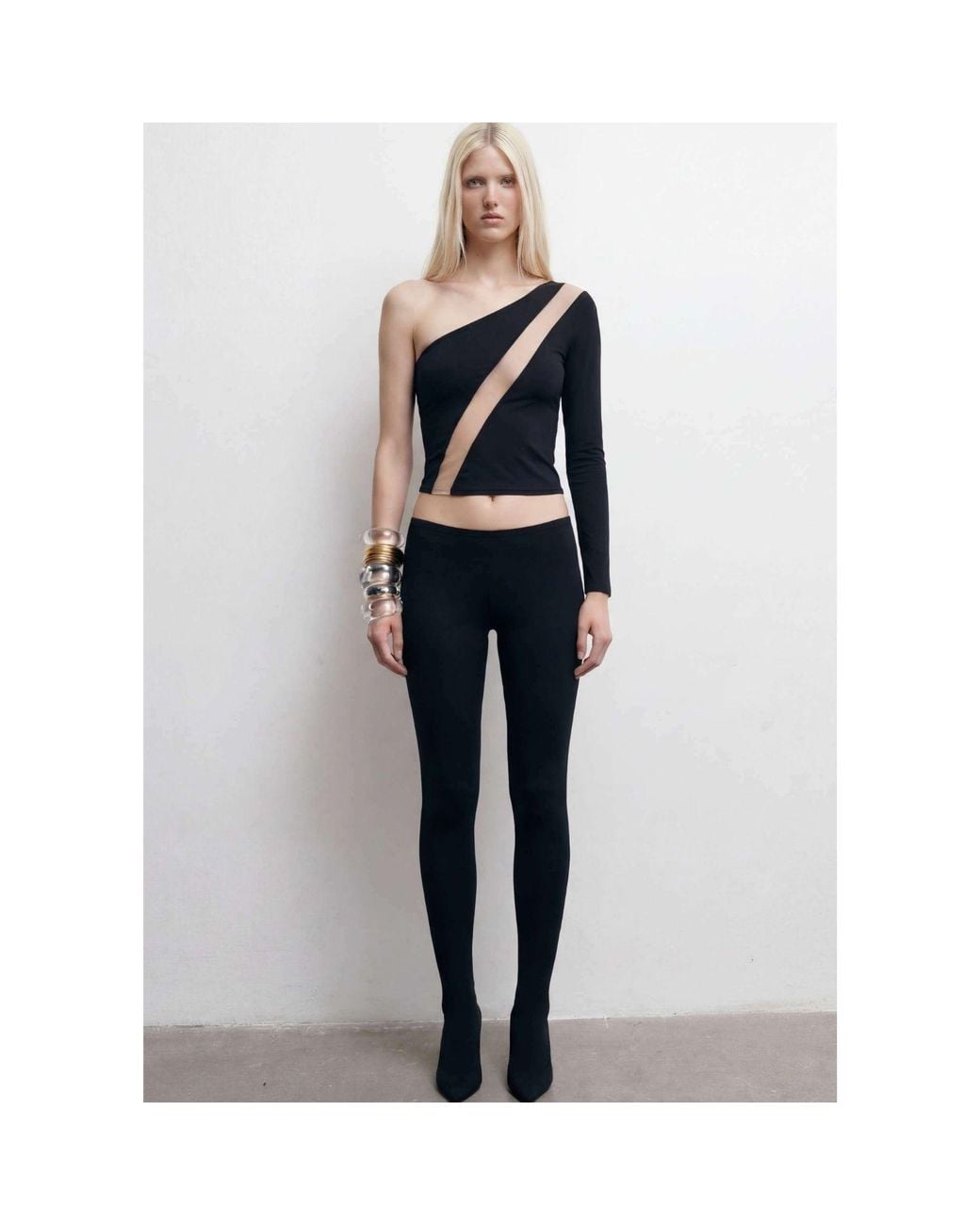 Room 24 Black Lana Top