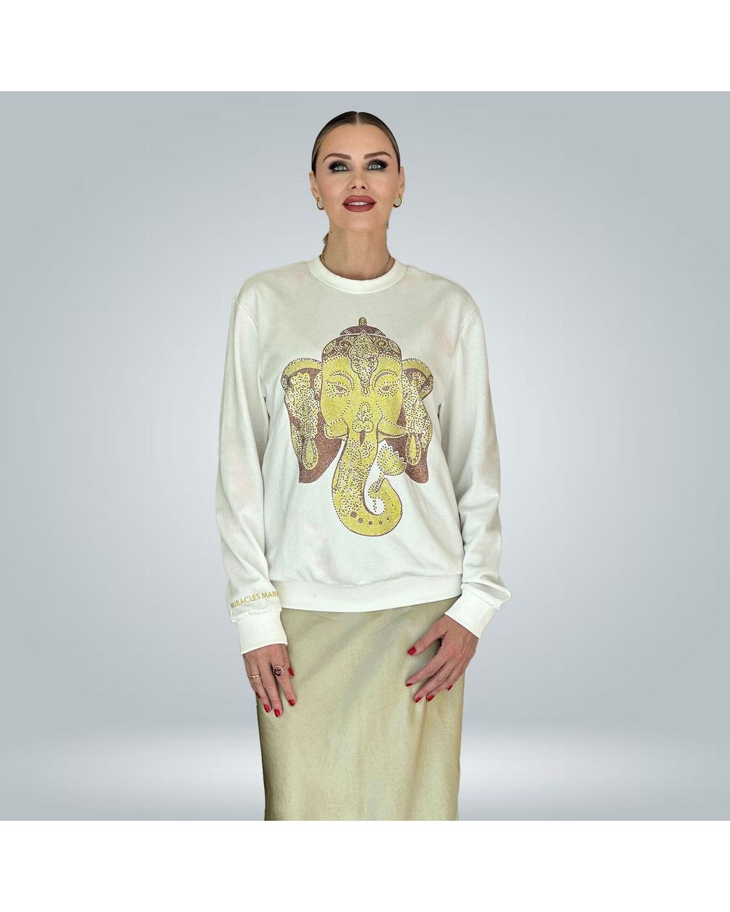 Miracles Manifester White Ganesha For Success