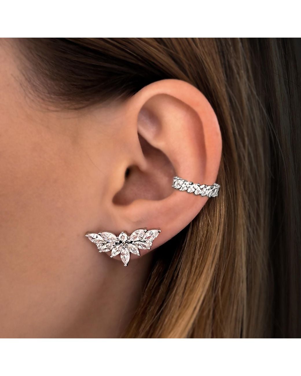 SALLY SKOUFIS White Emergence Ear Cuff With Made Cz Diamond Stimulant