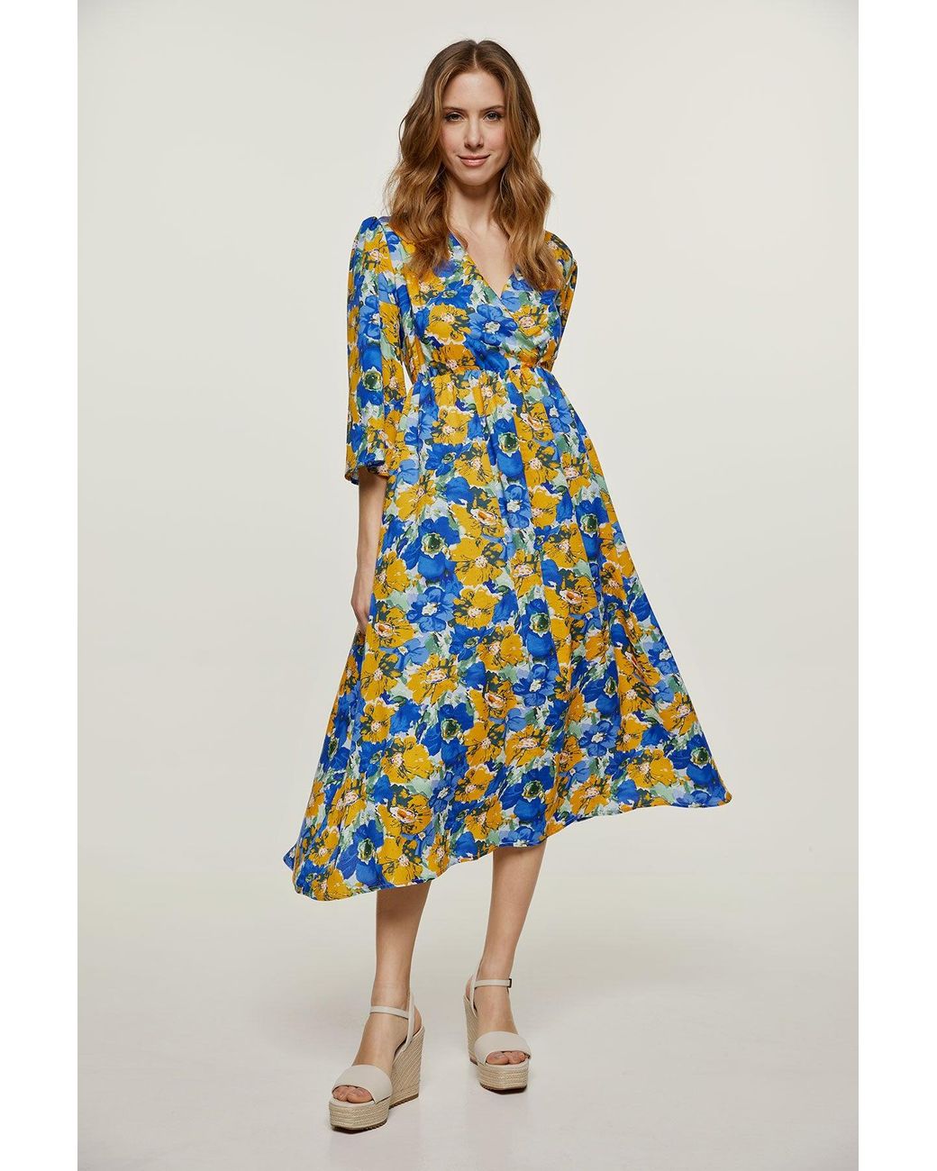 Conquista Blue Floral Empire Line Midi Dress