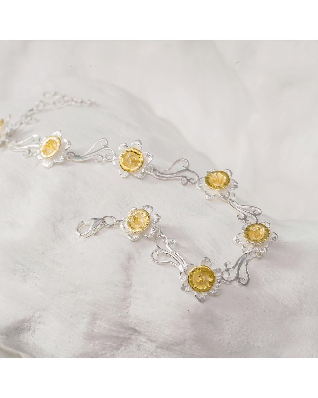 Isla Silver Metallic Daffodil Bloom Bracelet