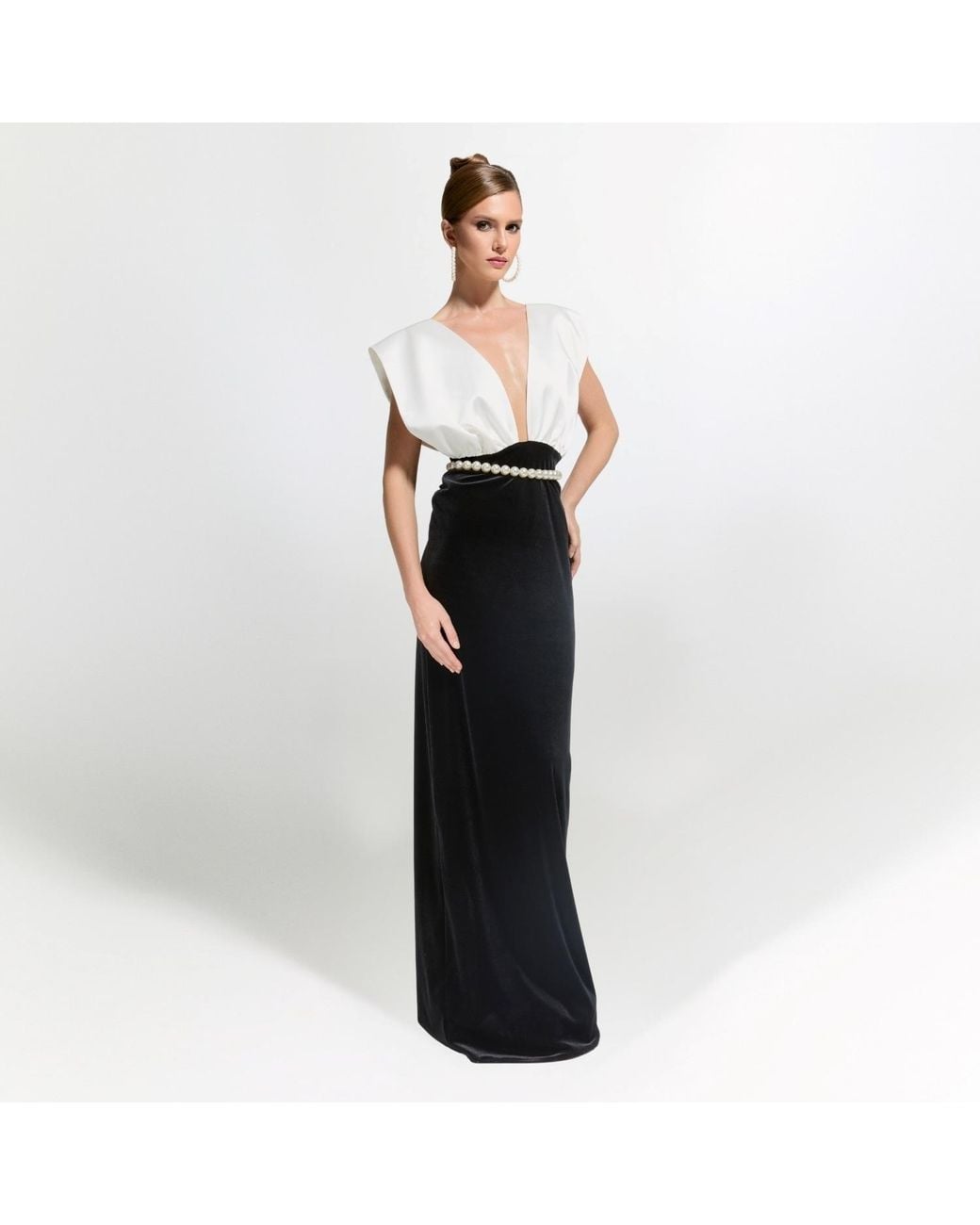 Nur Karaata Black Ciragan Palace Gown