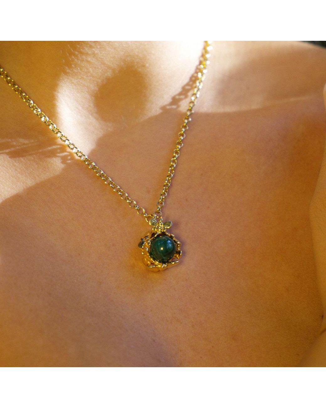 Unaloe Metallic Vermeil Queen Necklace With Natural Malachite – Luxury Gemstone Pendant For