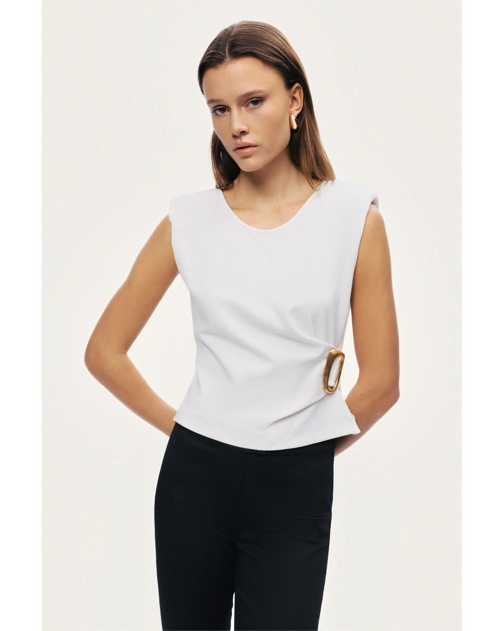 Nocturne White Sleeveless Buckle-Detail Blouse
