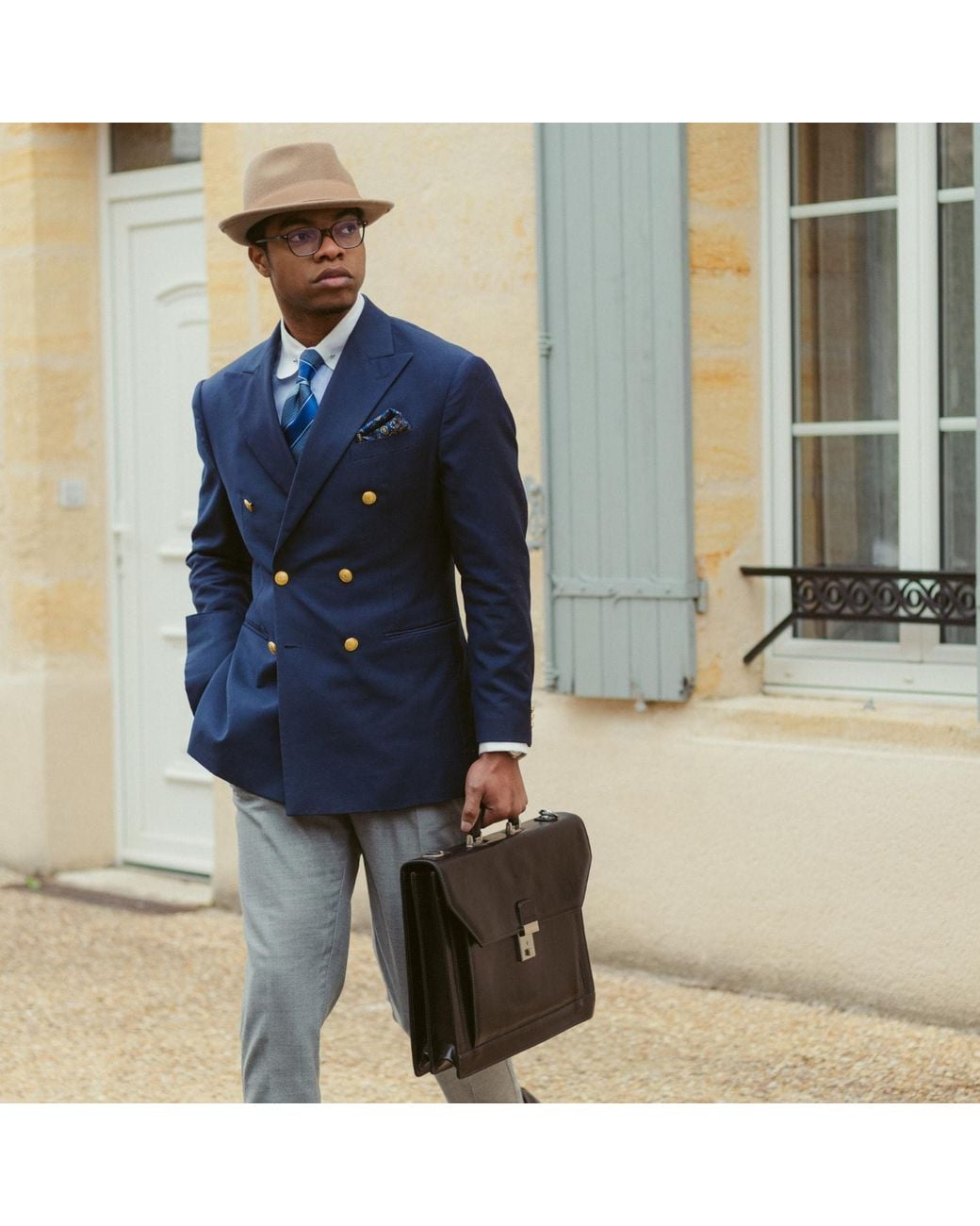 Time Resistance Black Large Leather Briefcase for men